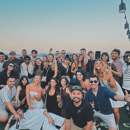 Cheers Midtown Hostel Istanbul Ngoại thất bức ảnh
