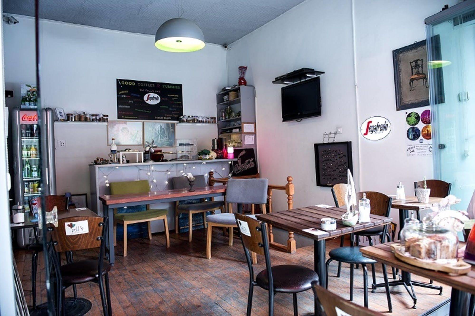 Cheers Midtown Hostel Istanbul Ngoại thất bức ảnh