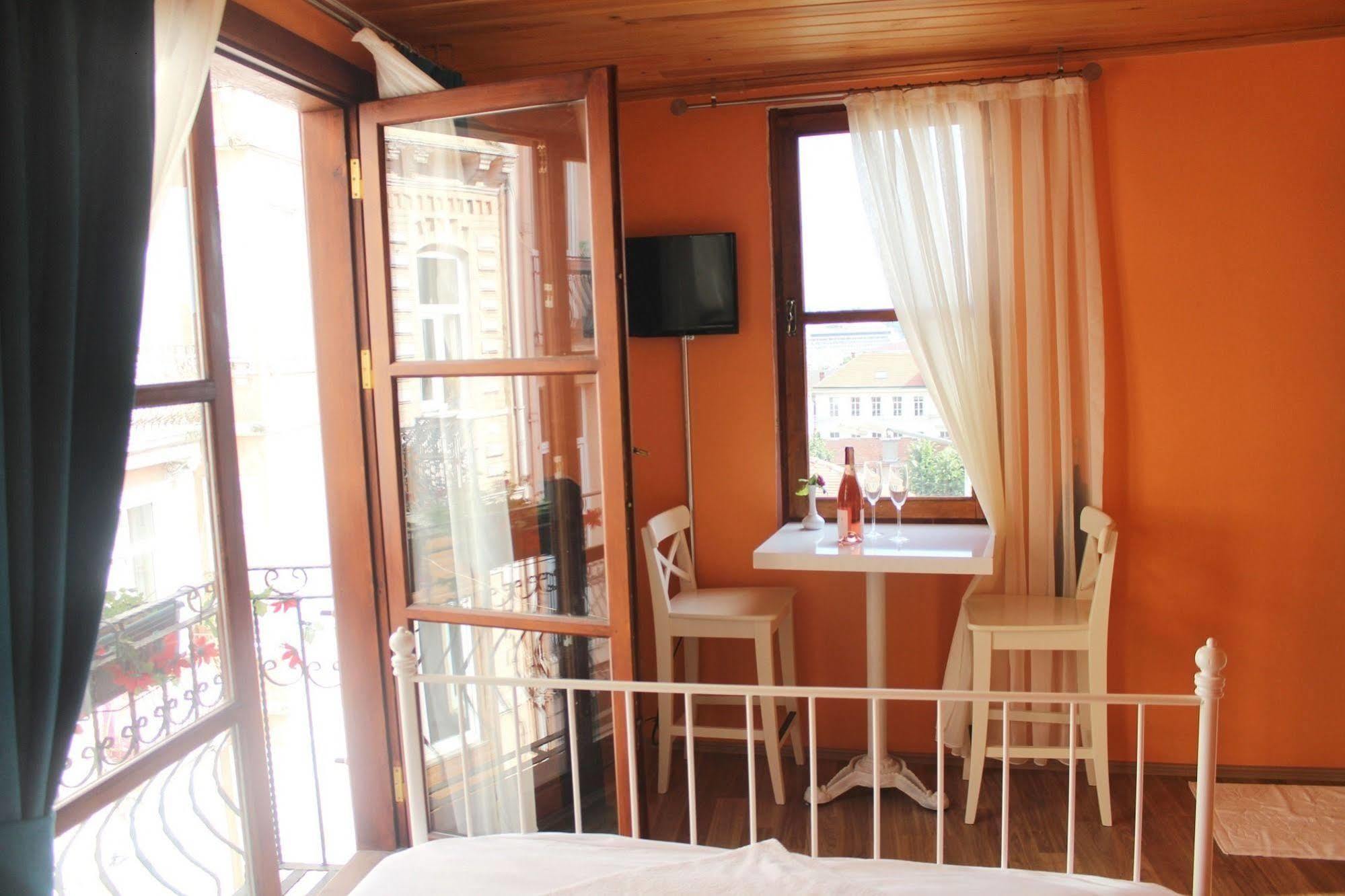Cheers Midtown Hostel Istanbul Ngoại thất bức ảnh