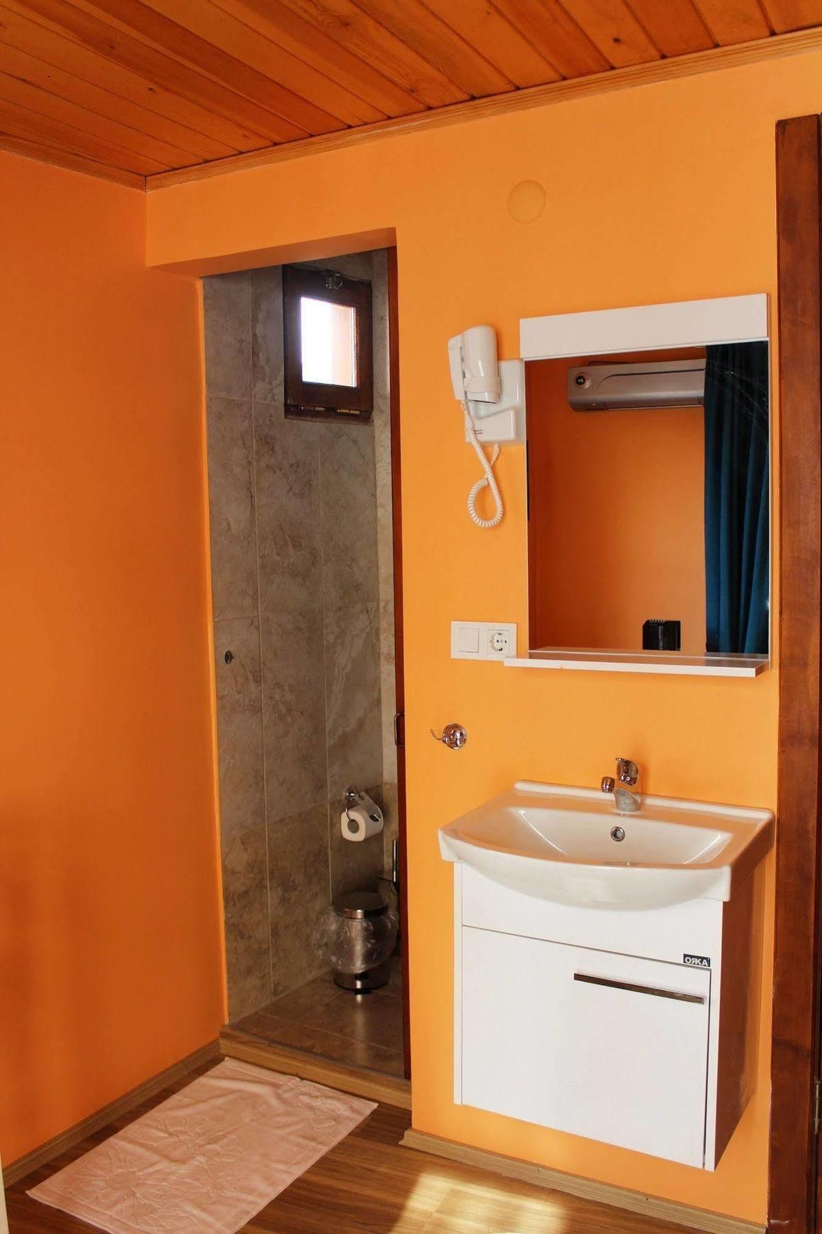 Cheers Midtown Hostel Istanbul Ngoại thất bức ảnh