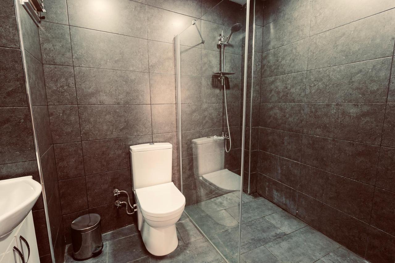 Cheers Midtown Hostel Istanbul Ngoại thất bức ảnh