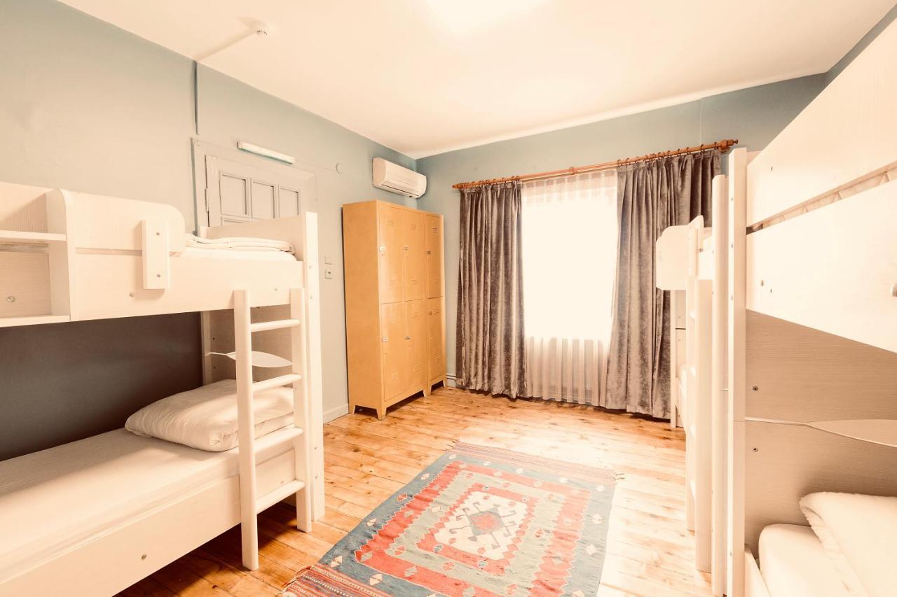 Cheers Midtown Hostel Istanbul Ngoại thất bức ảnh